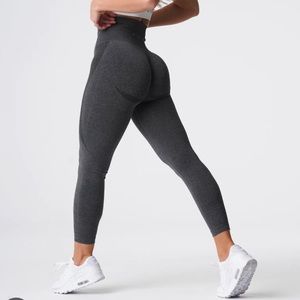 NVGTN contour seamless leggings black speckled